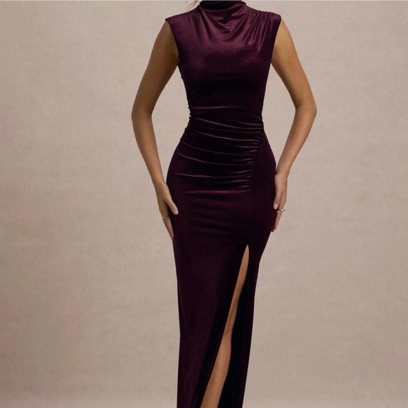 Reiss Dresses & Skirts - Reiss Deep Red Velvet Cocktail Dress